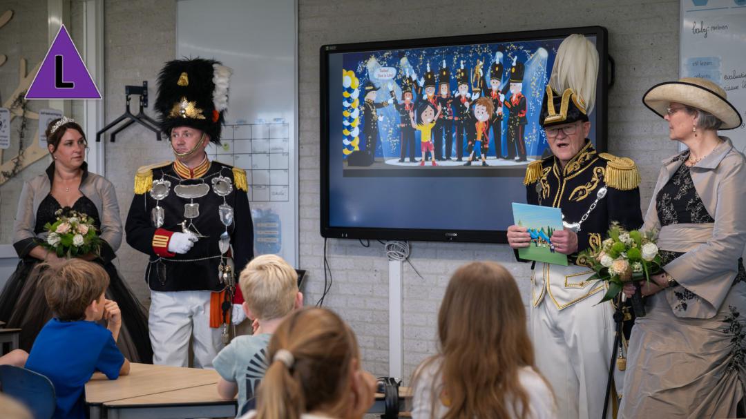 Nieuw Limburgs OLS Prentenboek 'Veer sjnappe Um!' gelanceerd in Roerdalen
