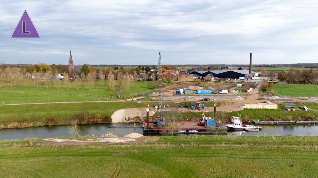 Waterschap Limburg plaatst rifblokken in koelwaterkanaal Buggenum