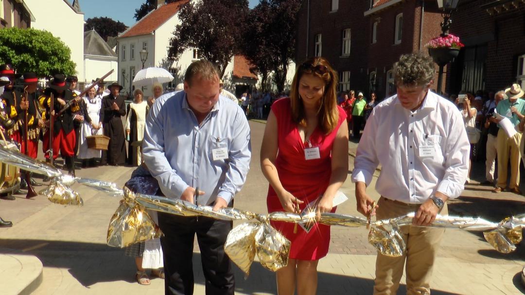 Stevensweert heeft nieuwe stadspoorten