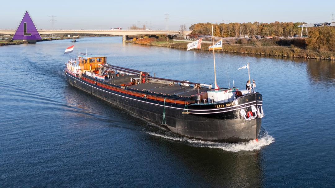 Terra Nova bezoekt 40-jarig jubileum van het Maas- en Binnenvaartmuseum in Maasbracht