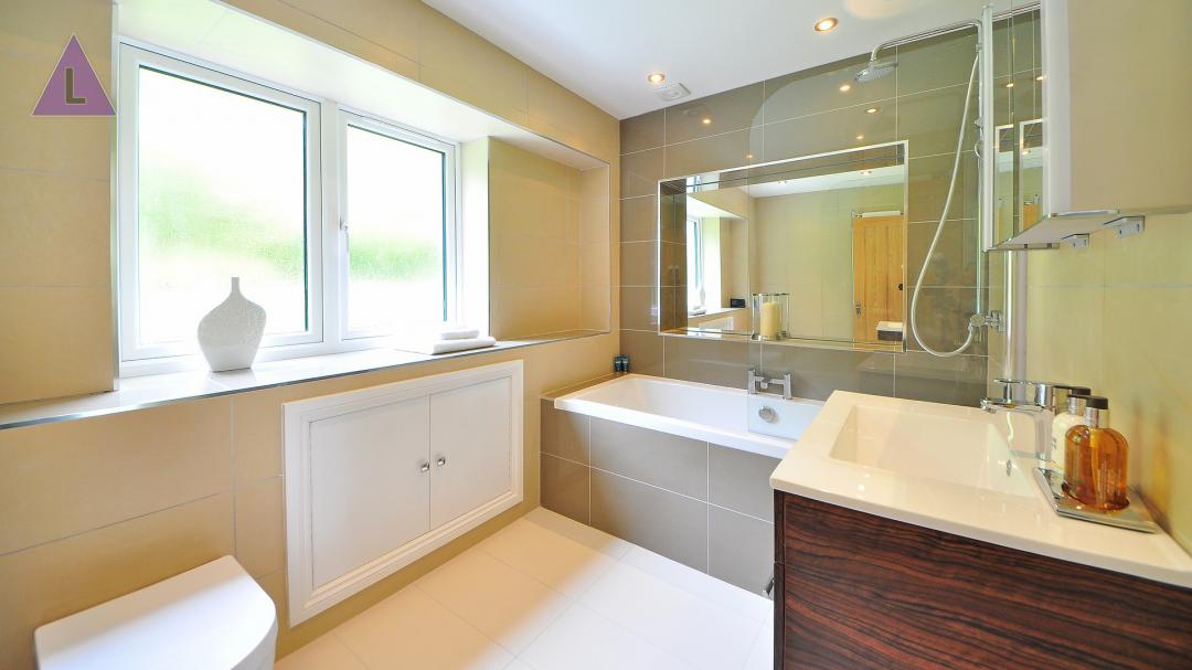 Tips to get more space in your bathroom