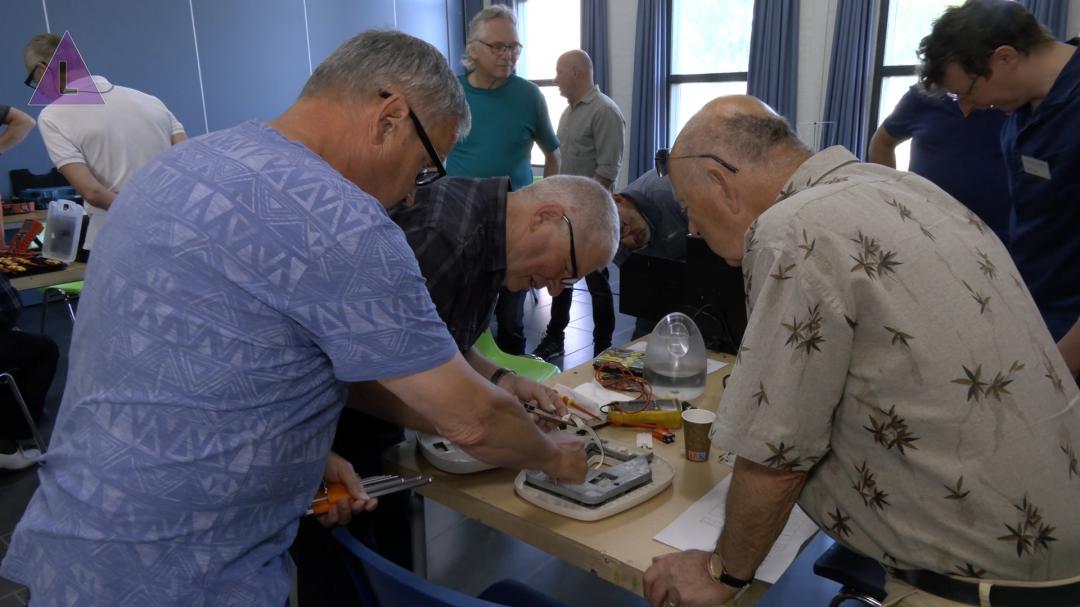 Repair Café Beegden officieel geopend