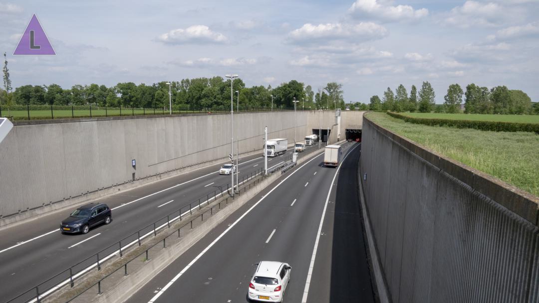 Roertunnel en Tunnel Swalmen A73 één nacht dicht in april 2026