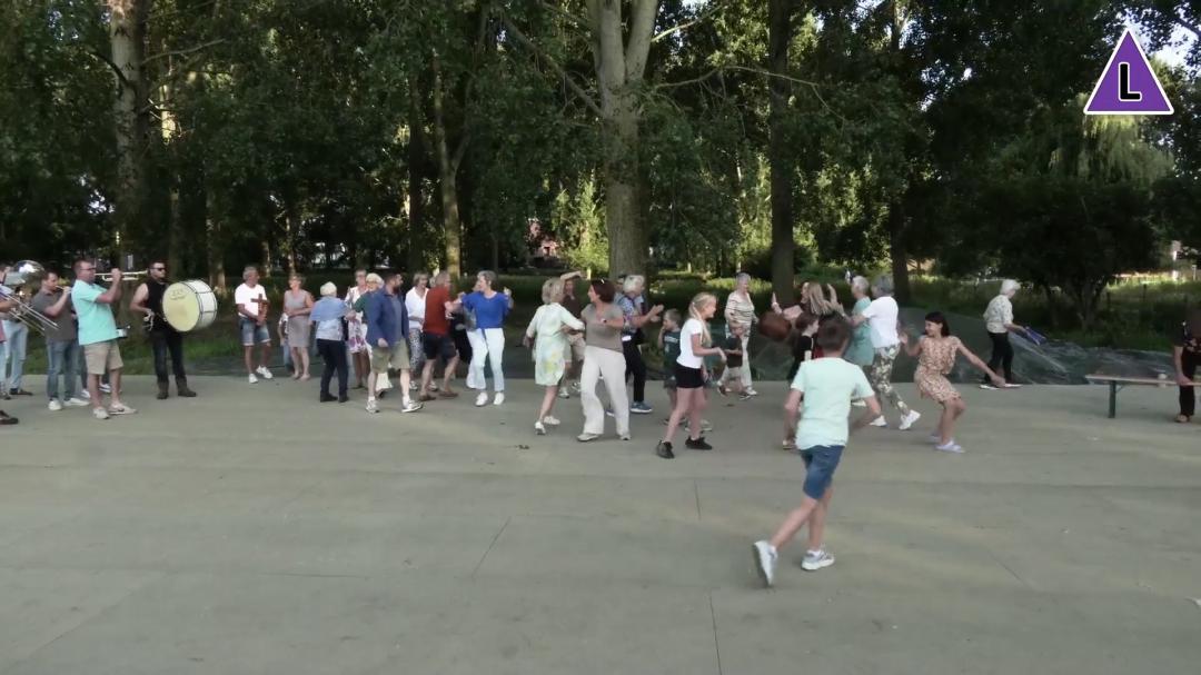 100 jaar stuw Linne - buitenrepetitie openlucht spektakelstuk De Vlook van Osen