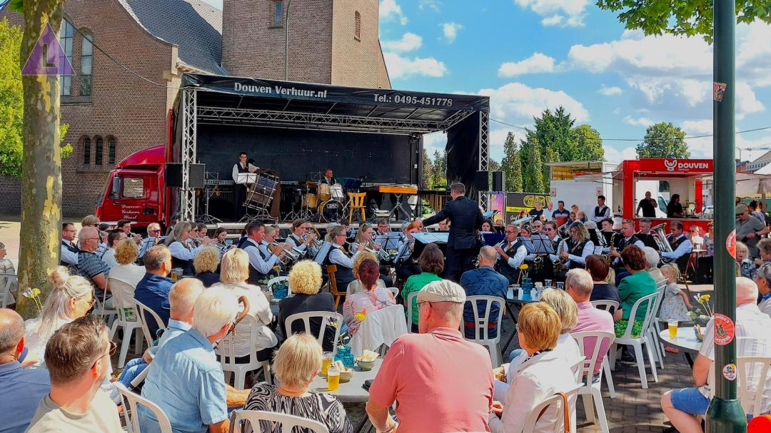 Kermisconcert in Leveroy